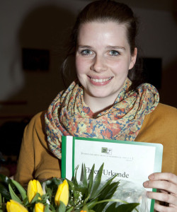 Für 15-jährige Mitgliedschaft wurde Miriam Hötting geehrt. Foto: Ulrike Pollmann