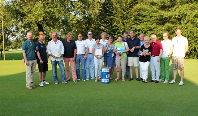 Die glücklichen Gewinner beim diesjährigen Byl-Turnier Golfclub Weselerwald