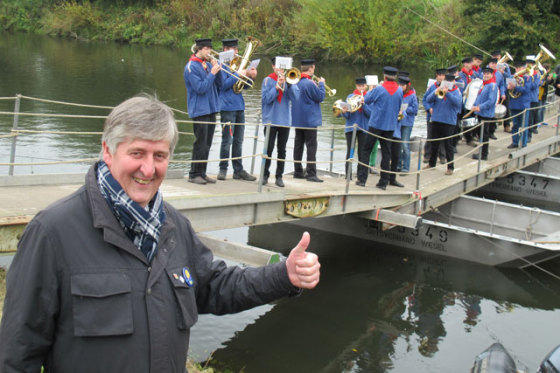 Bürgermeister Ernst-Christoph Grüter war sich am 12.Oktober 2013 ziemlich sicher, dass die Regionale den Brückenbau in Gahlen finanzieren würde. Foto Scheffler