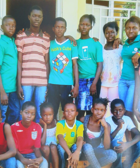 Der Erlös beider Aufführungen der „Schermbecker Frühlingsgala“ ist für das von den GAGUs betreute Kinderheim „Home of hope“ in Sierra Leone bestimmt. Repro Scheffler -
