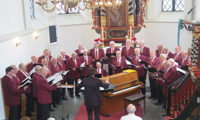 Der Männergesangverein Gahlen-Dorf veranstaltete am Sonntag ein Konzert in der Gahlener Dorfkirche. Foto: Helmut Scheffler