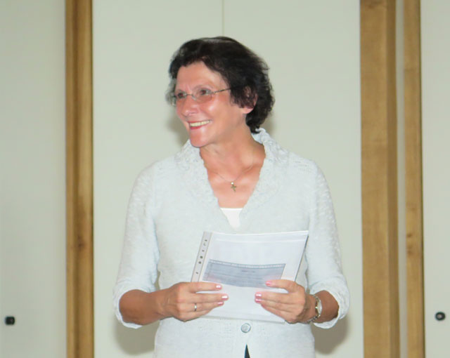 Dr. Maria Leßmann informierte über das Gesundheitsprojekt. Foto: Helmut Scheffler