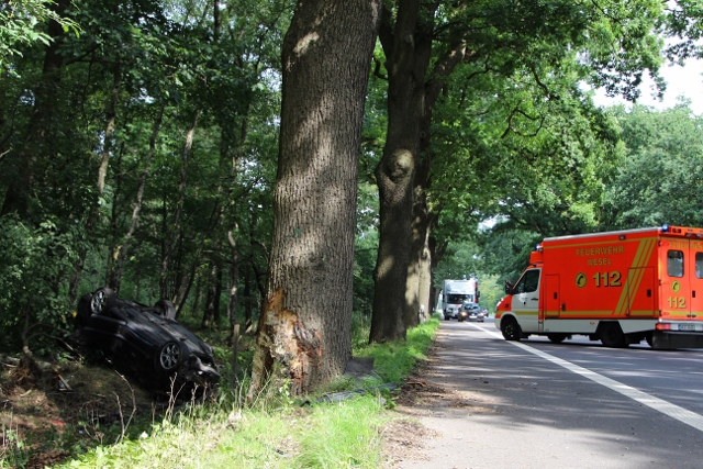 Schwerer Unfall B58 Schermbeck - PKW-Fahrer überschlug sich