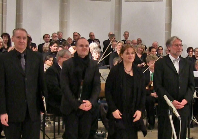 Für die Aufführung der Schöpfungsmesse konnte Kirchenmusiker Josef Breuer (r.) brillante Solisten gewinnen. Foto: Johannes Foitzik