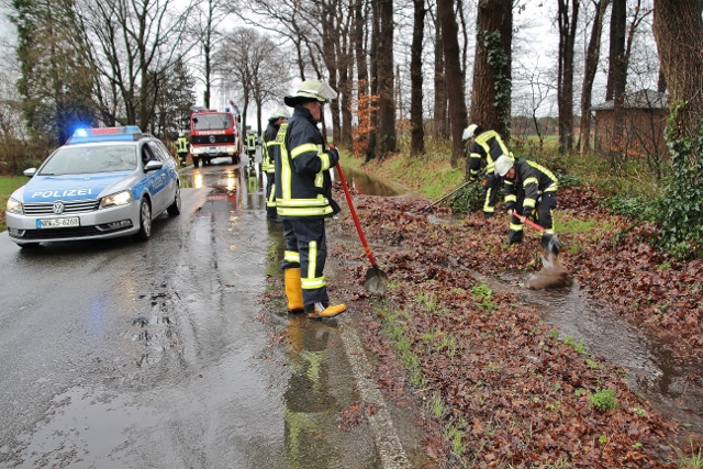 Feuerwehr Schermbeck Einsatz Überschwemmung (18) (640x427)