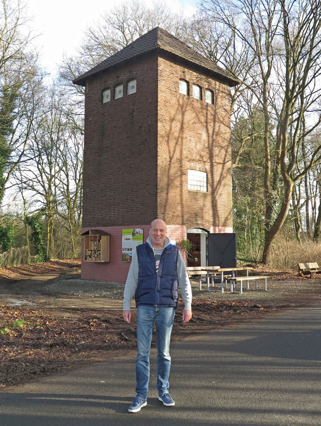 Martin Splitt ist seit 2014 Eigentümer der Turmstation in Bricht. Foto: Helmut Scheffler