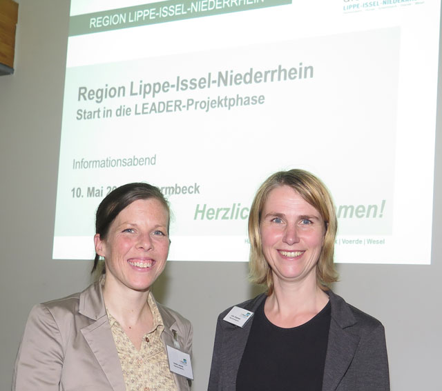 Die beiden Regionalmanagerinnen Kerstin Jendrek und Julia Jörgensen (v.l.) sind in der LAG-Geschäftsstelle in Hünxe Ansprechpartnerinnen für alle Projektträger. Foto: Helmut Scheffler