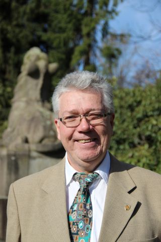 „Neue Hilfe für Flüchtlinge“ – Stellungname von Klaus Roth