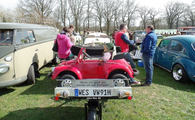 Kultautos und alte Trecker – ein El Dorado für Oldtimerfreunde