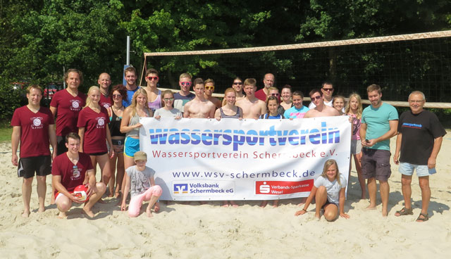 Die Teilnehmer am Schermbecker Beachvolleyballturnier