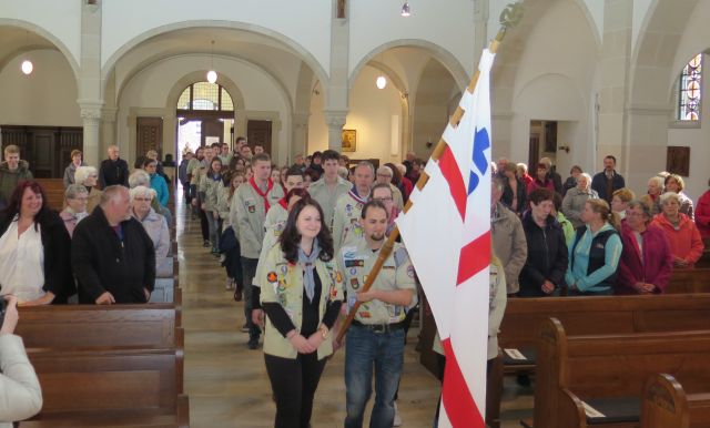 Schermbecker Pfadfinder feierten eine Messe in St. Ludgerus