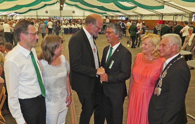 Kilian Schermbeck 2016 – Doppel-Schützenfest eröffnet