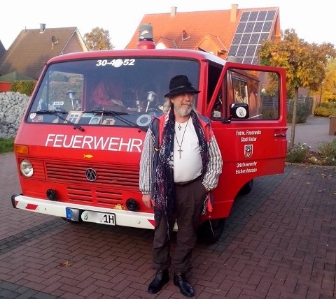 Wer möchte helfen? Dach über dem Kopf gesucht