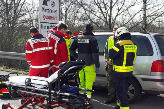 Notarzt auf Autobahn A31