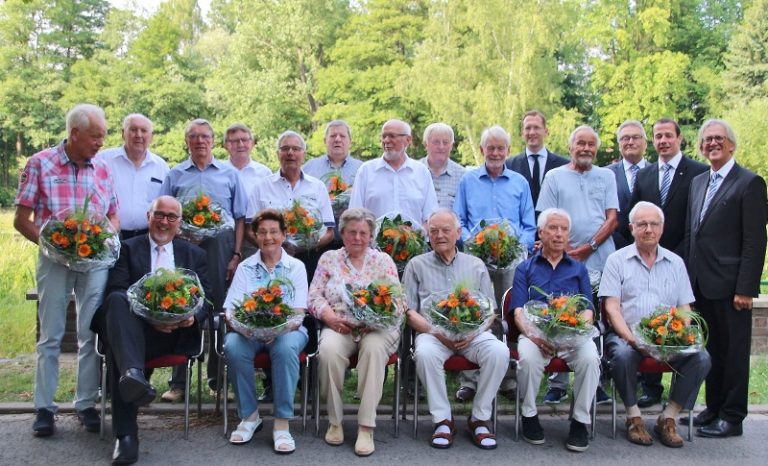 Volksbank Schermbeck ehrte langjährige Mitglieder