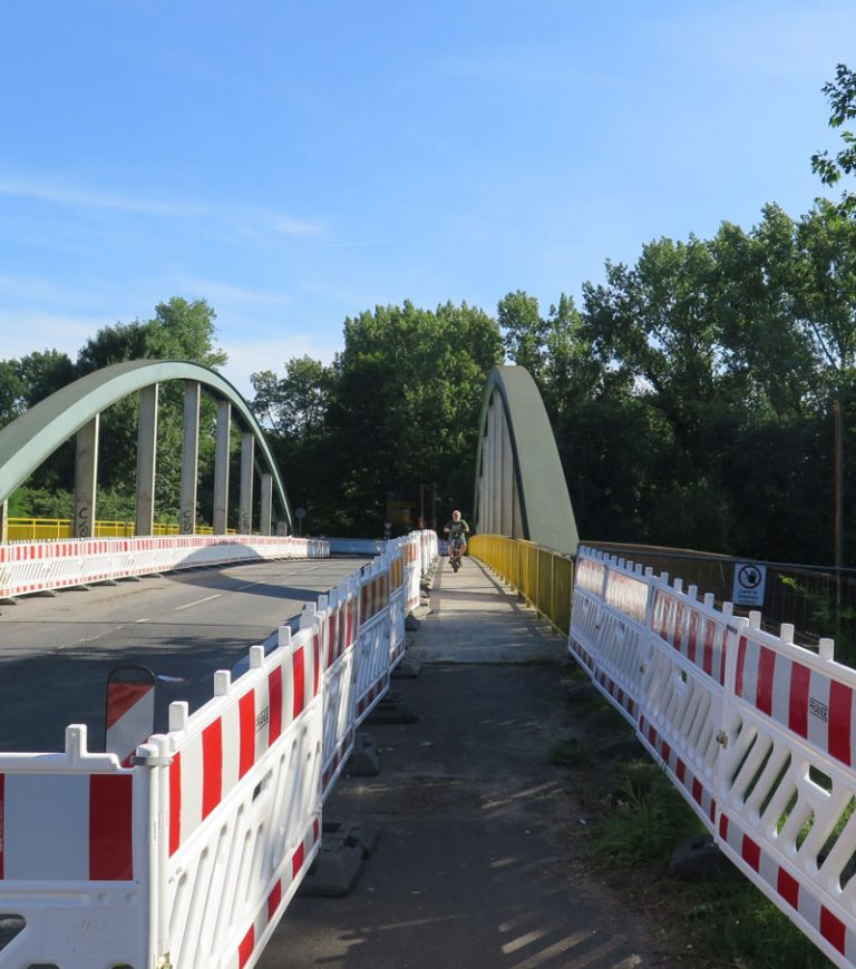 Kanalbrücke ist wieder beidseitig befahrbahr