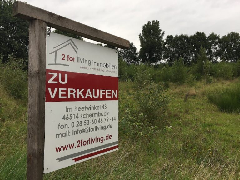 Grundstück vom TC Grün-Weiß Schermbeck steht zum Verkauf