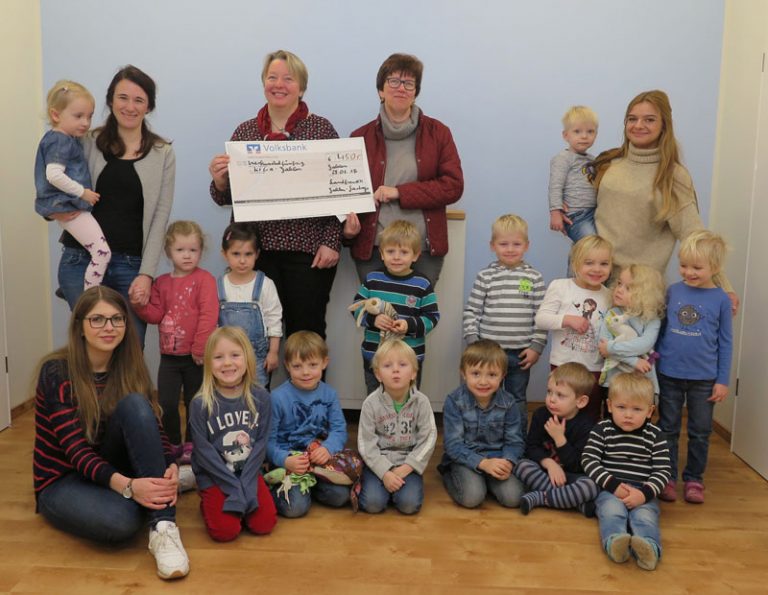 450 Euro Spende für den  Gahlener Kindergarten