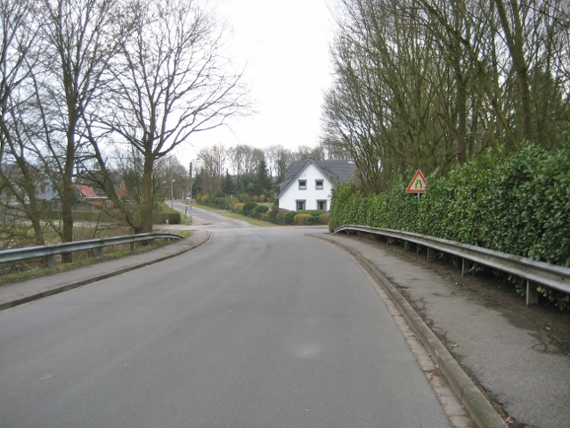 Gietlingsmühle - Gefährliche Verkehrssituationen auf der Feldmark im Bereich Lüttge Feld/Zur Gietlingsmühle
