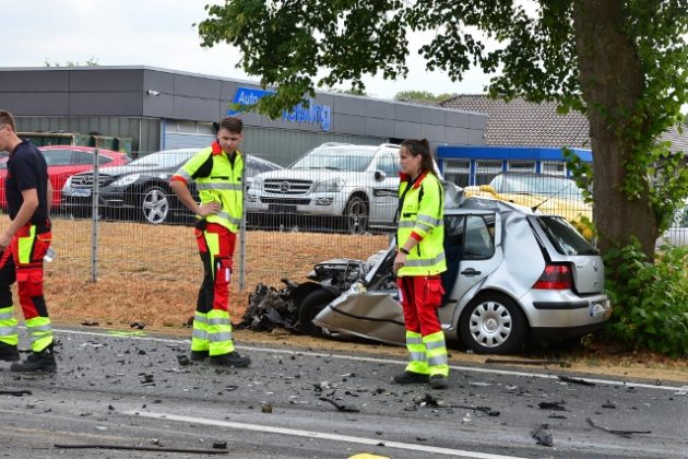 Zweit Tote bei Verkehrsunfall in Raesfeld Erle