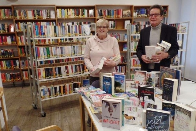 Spende CDU Schermbeck für öffentliche Bücherein