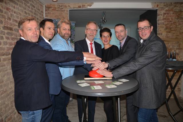 Offenes Wlan-Netz offiziell in Schermbeck eröffnet