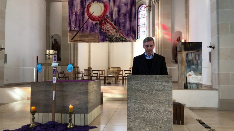 Ostern ohne Kirche? St. Ludgerus – Osternacht im Internet erleben