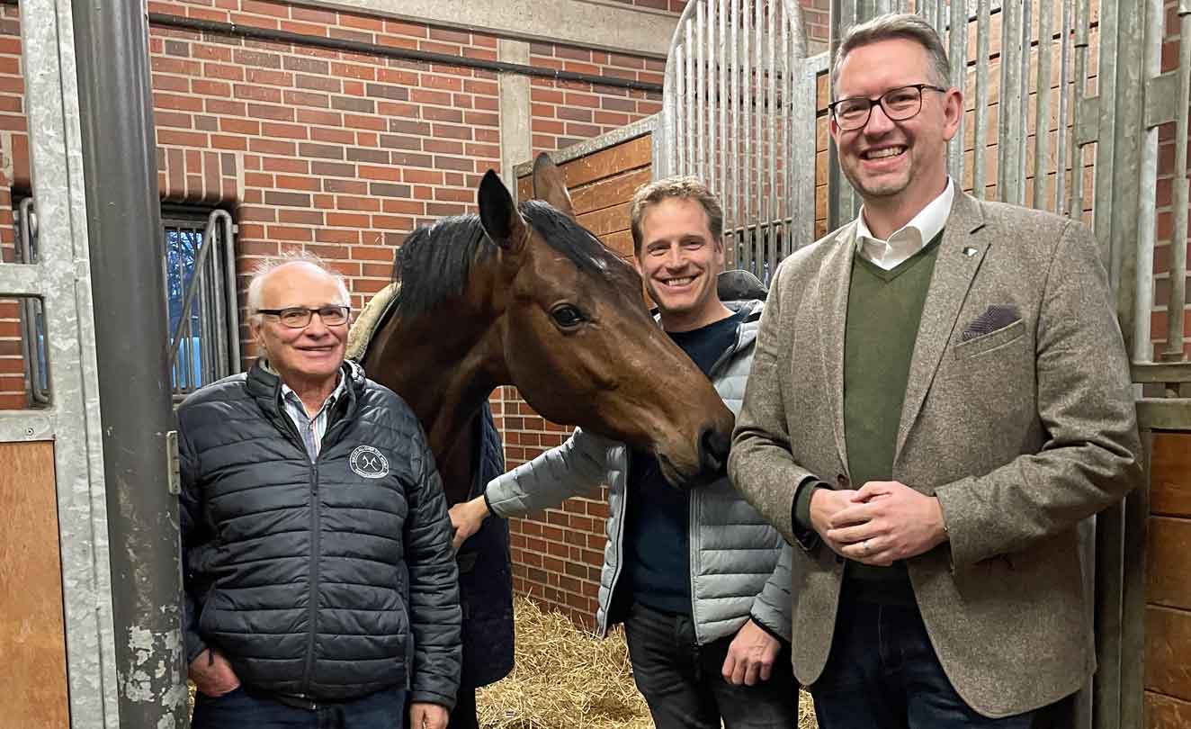 Pferdezüchter Hermann Schult aus Hünxe erhält eine besondere Auszeichnung