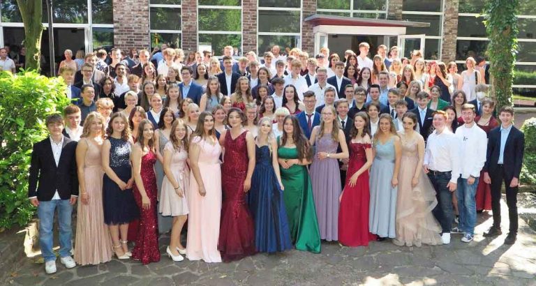134 Gesamtschüler in Schermbeck machen Abschluss nach der 10. Klasse