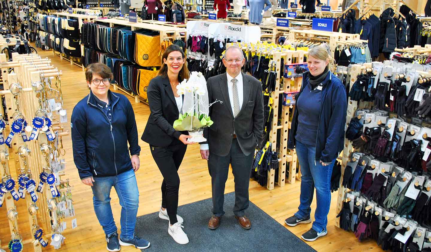 Krämer Mega Store in Schermbeck offiziell eröffnet
