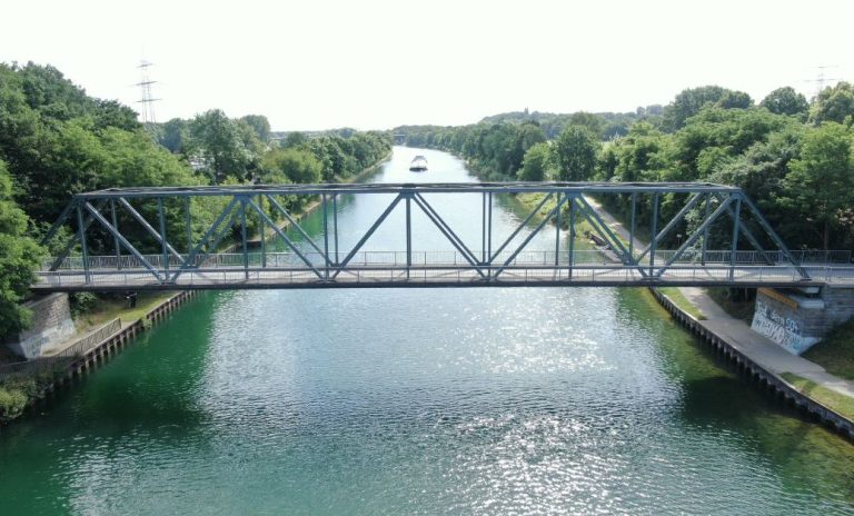 Sperrung wegen Bauarbeiten Oestricher Brücke