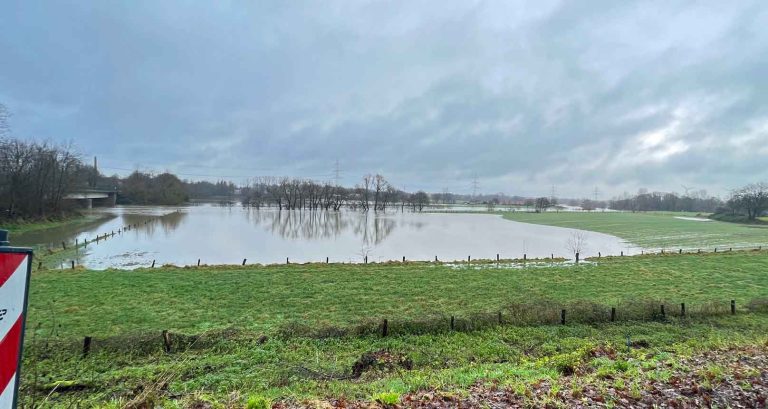 Hochwasser-Lippe-bei-Schermbeck-2023-Dezember-(7)