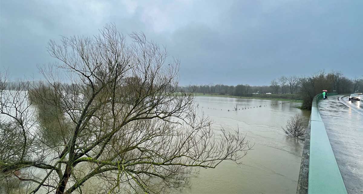 Hochwasser-Lippe-bei-Schermbeck-Dezember-2023