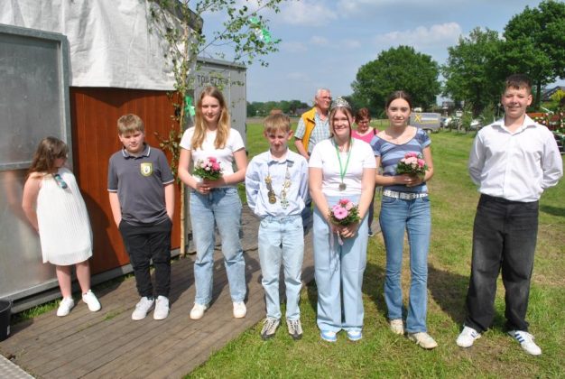Kindersch&uuml;tzenfest in Bricht 2024