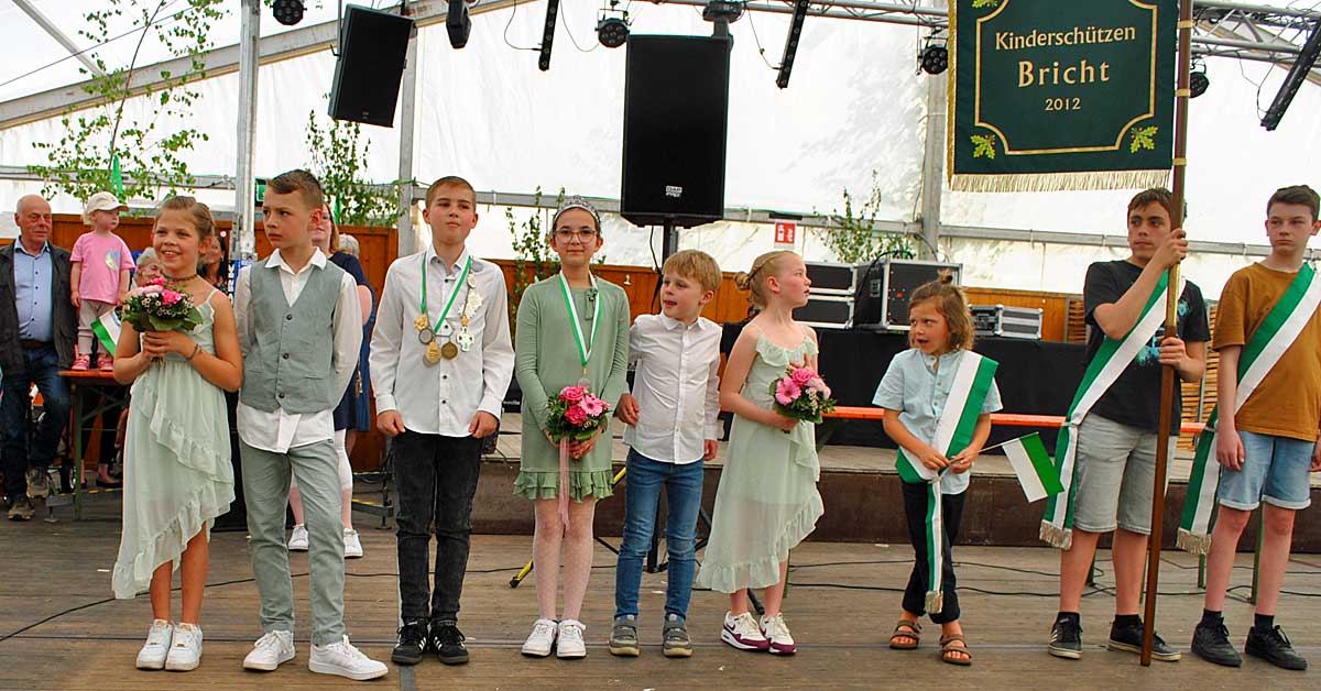 Neues-Kinderschützenpaar-Bricht