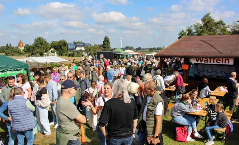 Gut besucht war der Bauernmarkt auf dem Sonnenhof Besten 2024
