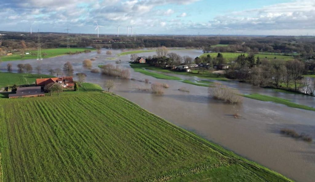 Hochwasser-Im-Aap-Jugendfreizeit-und-Feldbahnfreunde