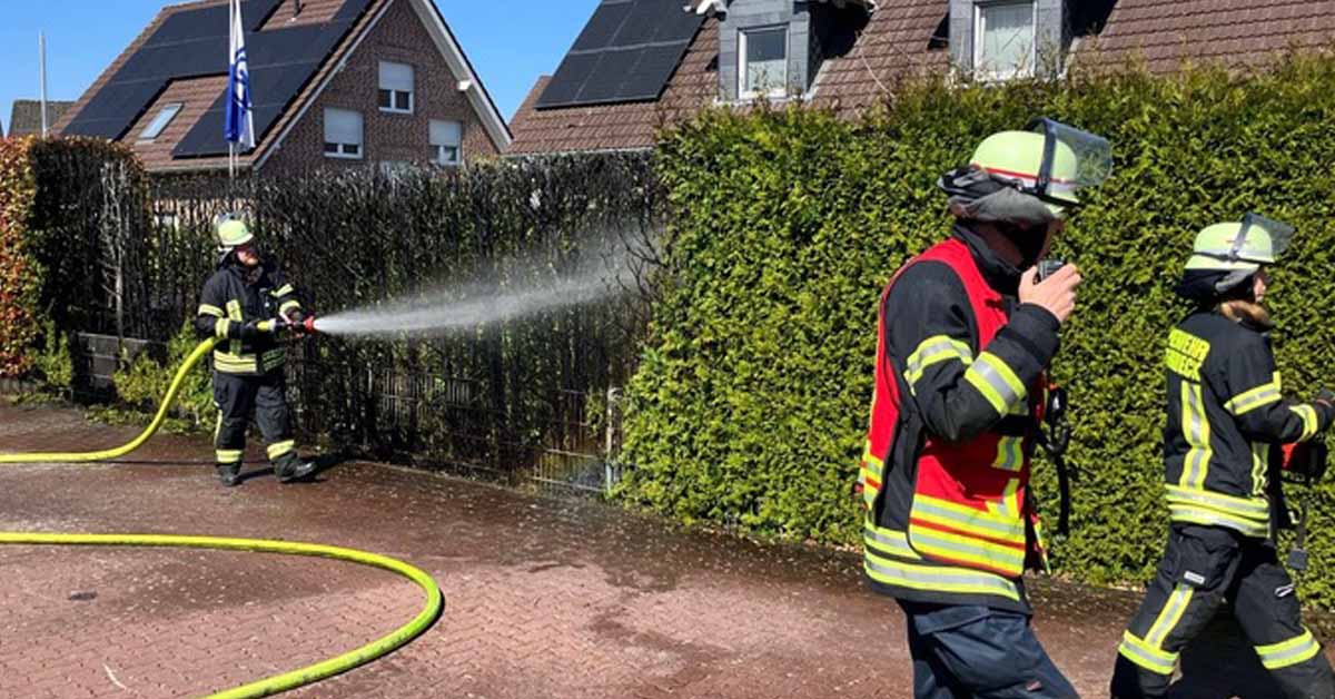 Heckenbrand in Schermbeck 2025