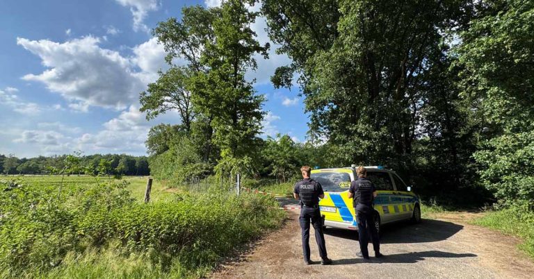 Frau mit 19 Monaten altem Kind an einem Waldweg in Dorsten Holsterhausen getötet