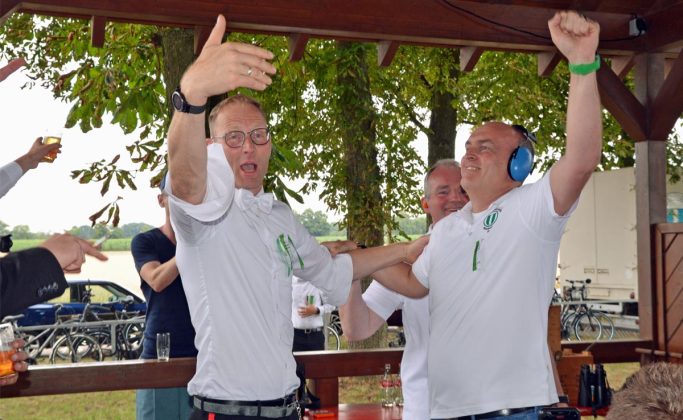 Gro&szlig;e Freude an der Vogelstange-Oberst Ral Schlebusch und K&ouml;nig Ralf Gr&ouml;mping 2025