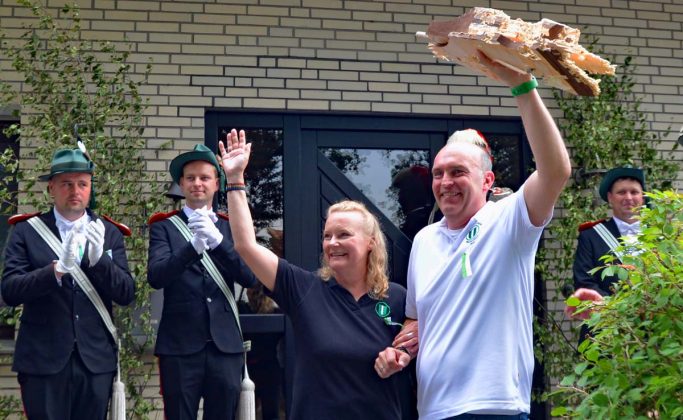 K&ouml;nigspaar der Kiliangilde Altschermbeck Ralf Gr&ouml;mping und Michaela Deuster