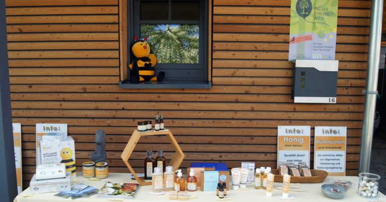 Vom Bienenstock in die Hausapotheke