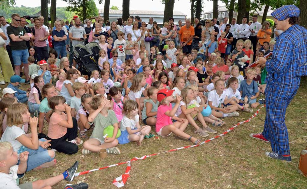 Zauberspaß für Kinder an der Vogelstange in Altschermbeck