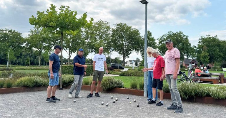 Boulen im Bürgerpark Raesfeld am Schloss