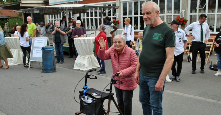Johanna Wöstmann und Martin Urbach-Königspaar Lühlerheim 2025