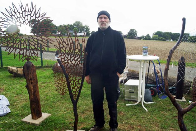 Der Metallk&uuml;nstler Carsten Kr&uuml;ger