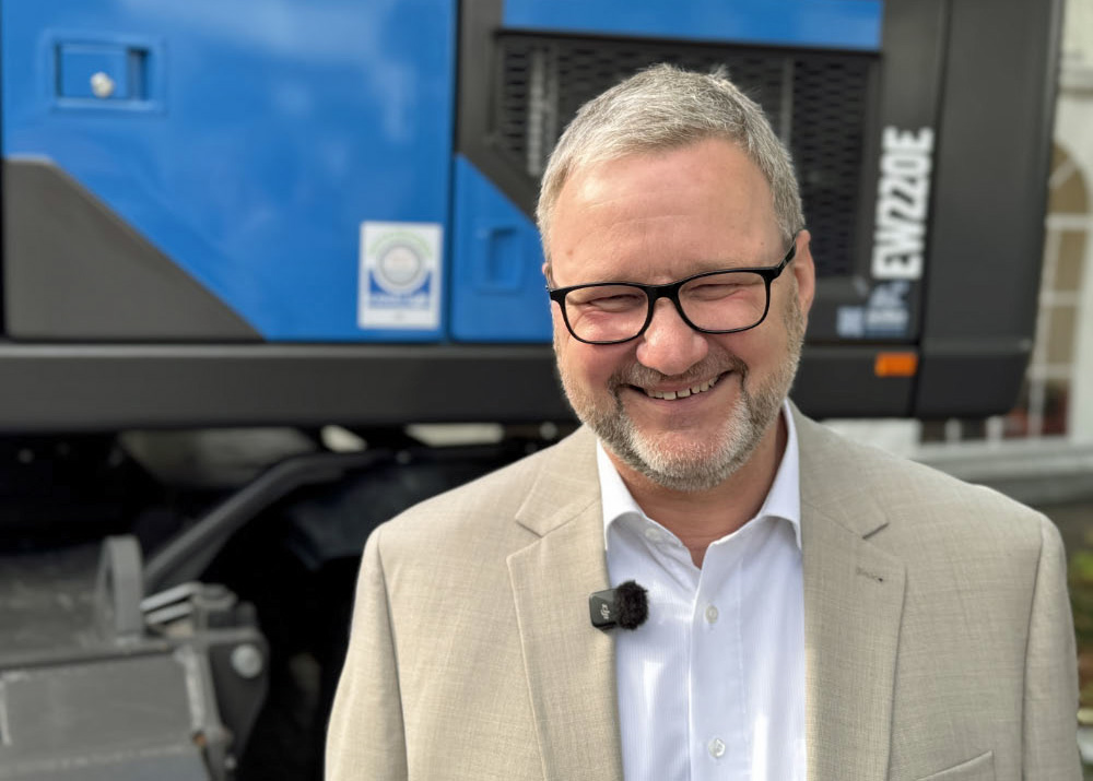 Henrik Fasselt feiert Firmenjubiläum der Fasselt GmbH & Co. 