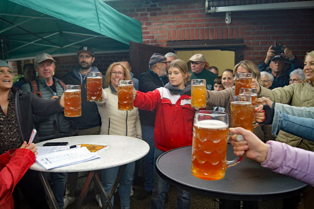 Bierkrugstemmen Gahlen 2025- Die Damen geben alles