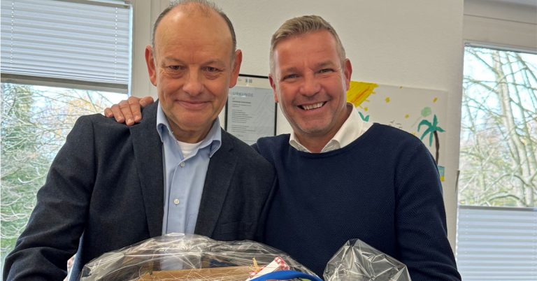 Die Gemeinde Schermbeck hat ihren langjährigen Mitarbeiter Jürgen Stegemann in einer kleinen Feierstunde in den Ruhestand verabschiedet.