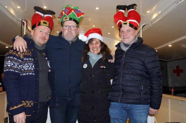 Ankunft des Nikolaus am Kanal, organisiert vom Heimatverein Gahlen.